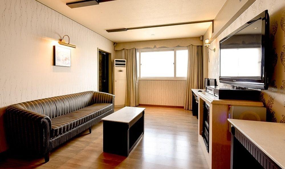 Airtel Motel Busan Buitenkant foto